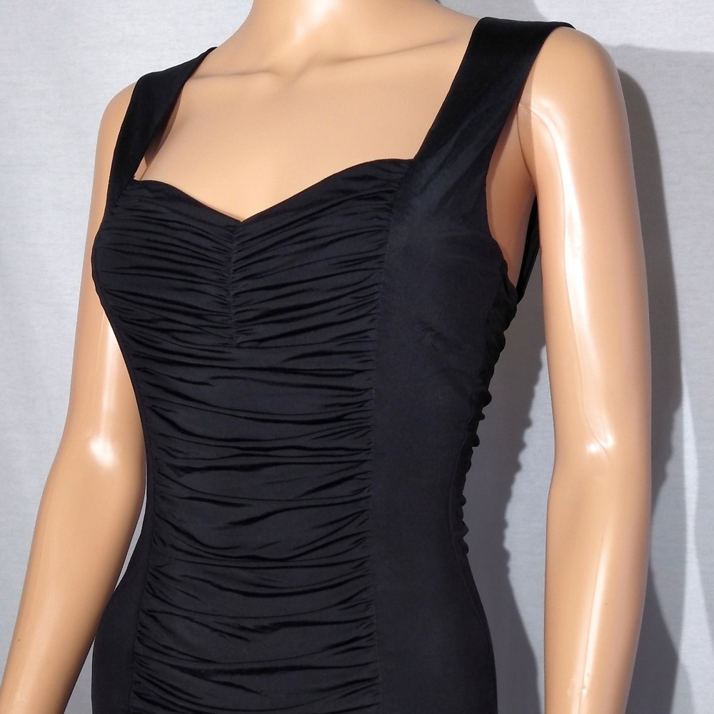 Love Tease:  Gathered Middle  Black Dress  S-M (M)